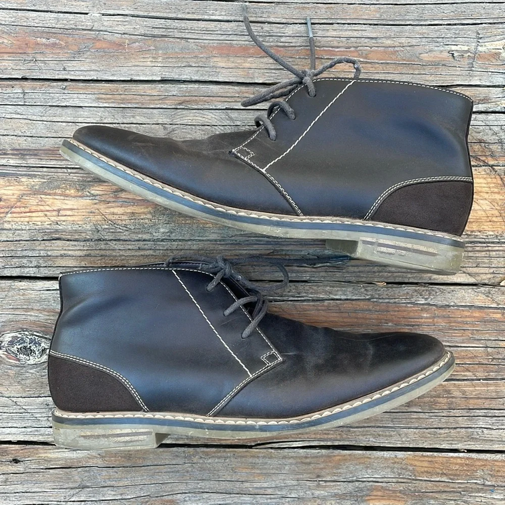 Arizona Dutton Lace-up Chukka Boots